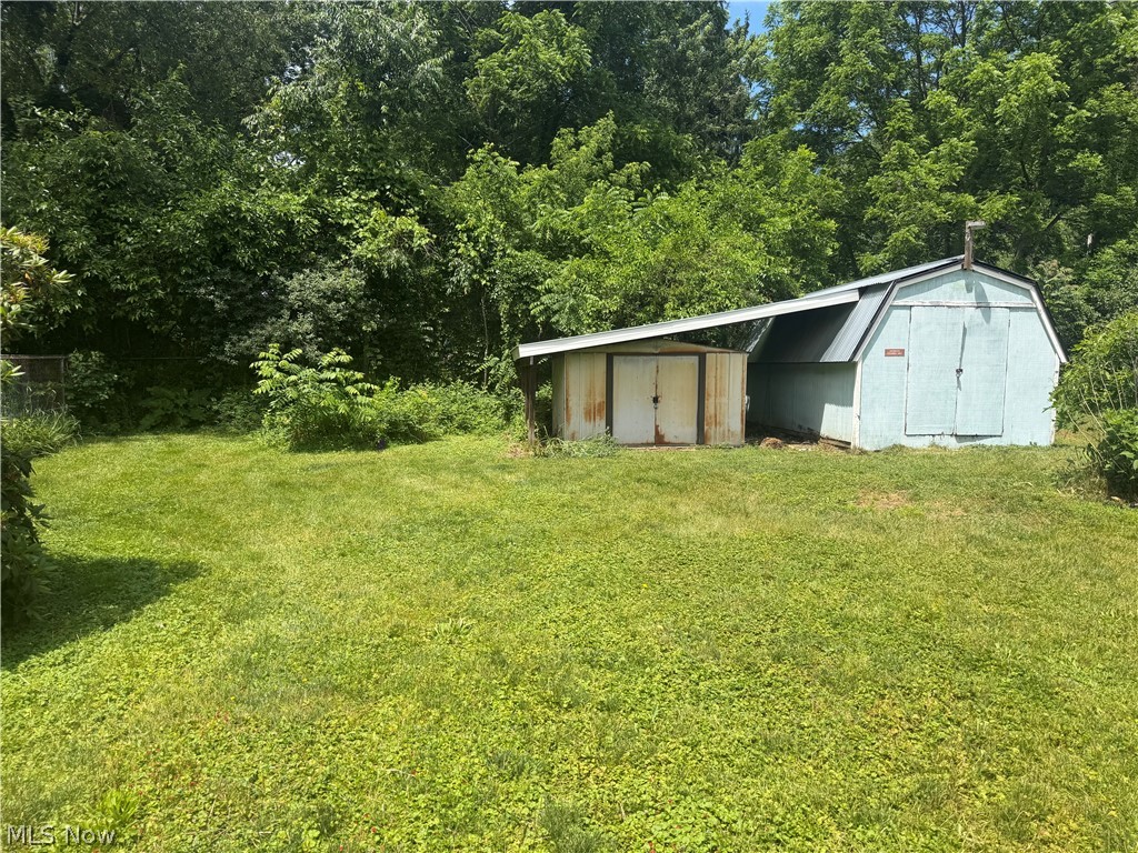 2418 Hillstock Avenue Akron OH 44312