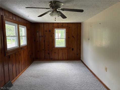2418 Hillstock Avenue Akron OH 44312