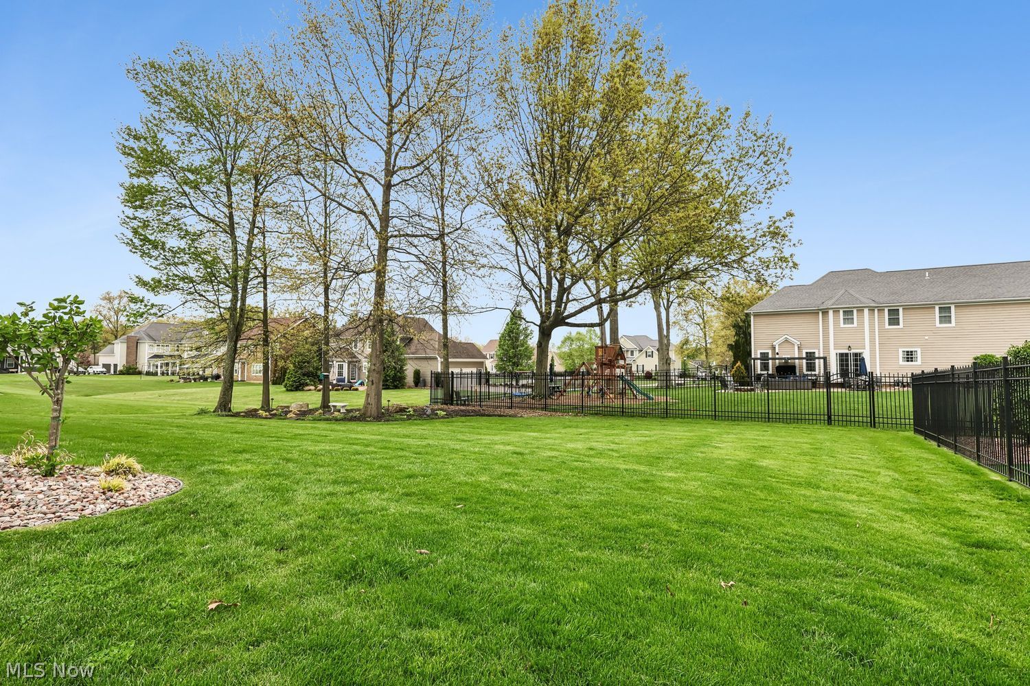 3316 Chestnut Hill Youngstown OH 44514