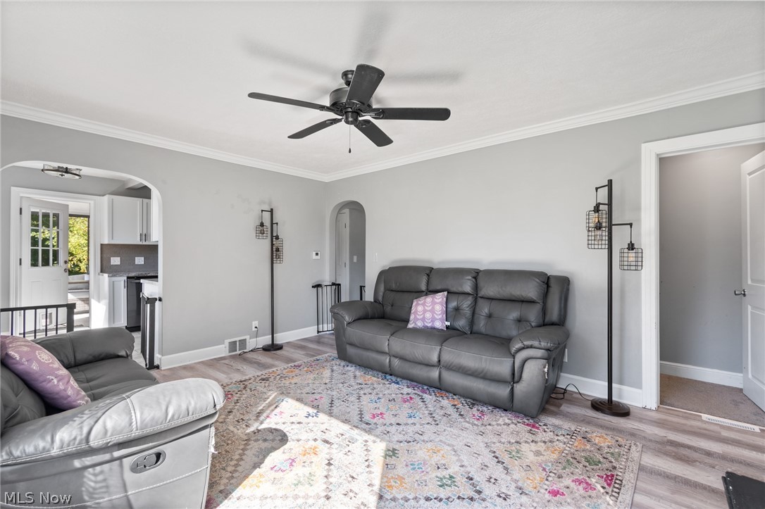 1415 Faircrest Street SE Canton OH 44707