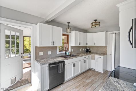 1415 Faircrest Street SE Canton OH 44707