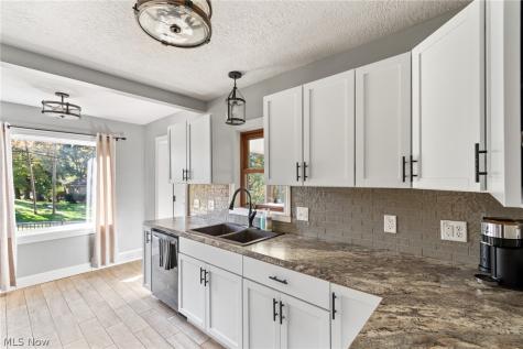1415 Faircrest Street SE Canton OH 44707
