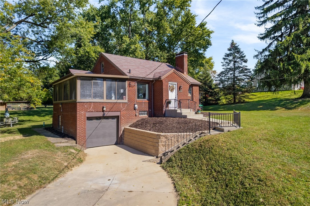 1415 Faircrest Street SE Canton OH 44707