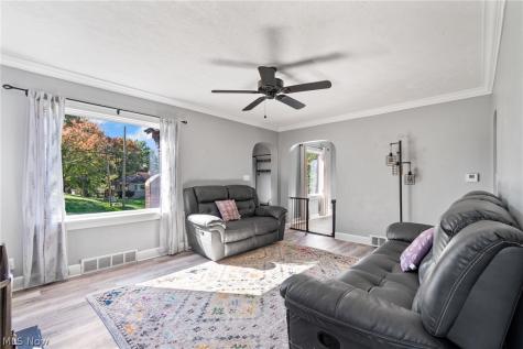 1415 Faircrest Street SE Canton OH 44707