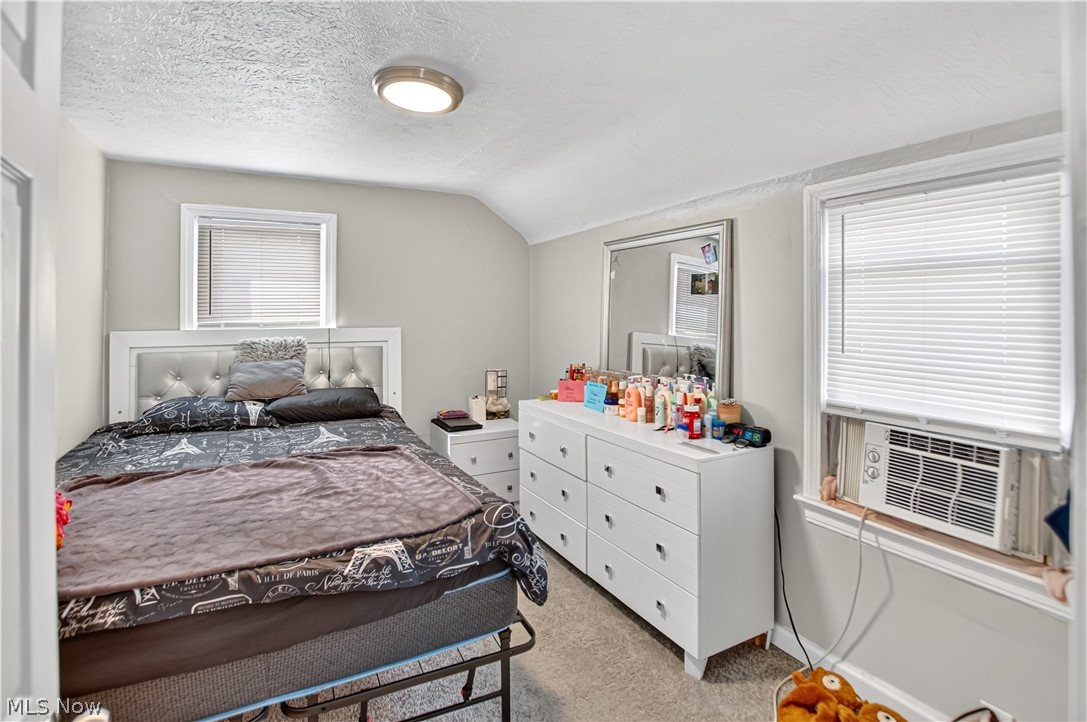 15715 Glendale Avenue Cleveland OH 44128