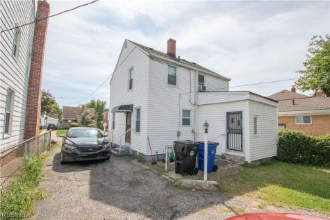 15715 Glendale Avenue Cleveland OH 44128