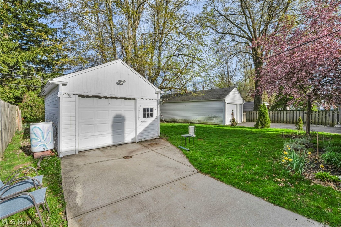 1227 Avondale Road South Euclid OH 44121