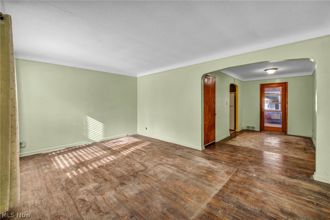 1227 Avondale Road South Euclid OH 44121