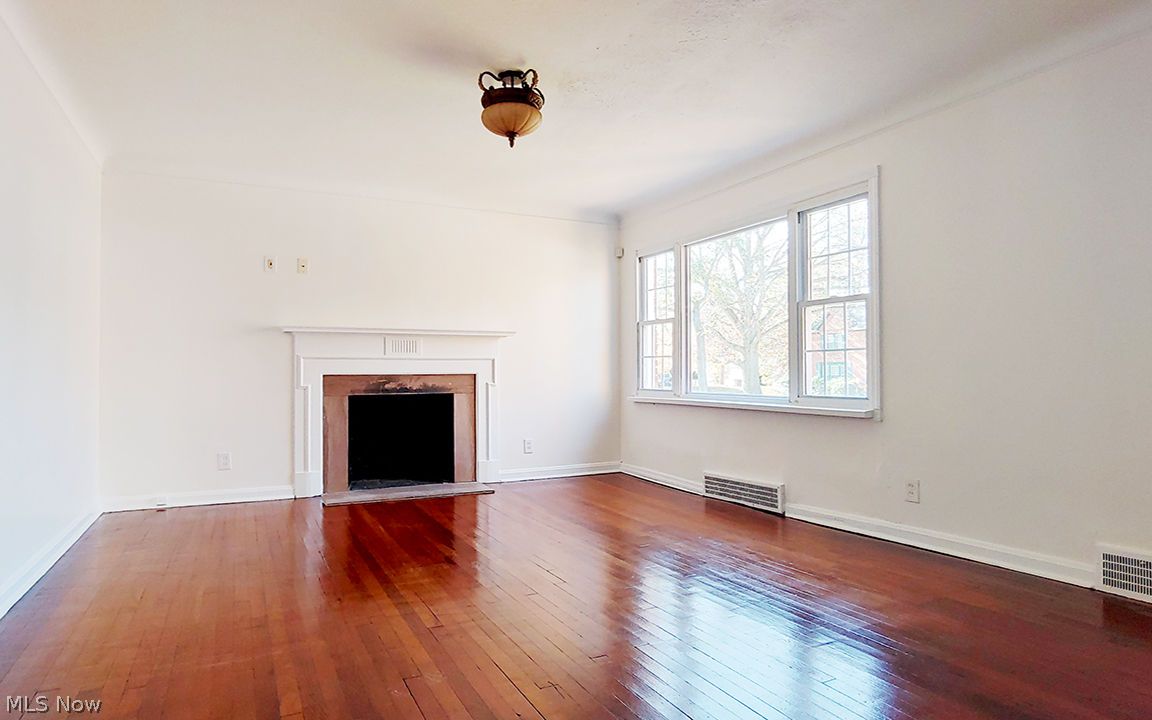 1901 Staunton Road Cleveland Heights OH 44118