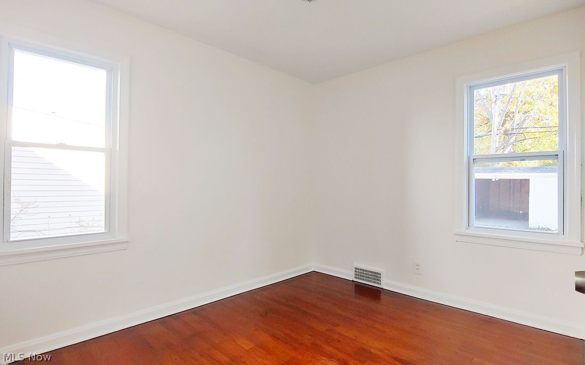 1901 Staunton Road Cleveland Heights OH 44118