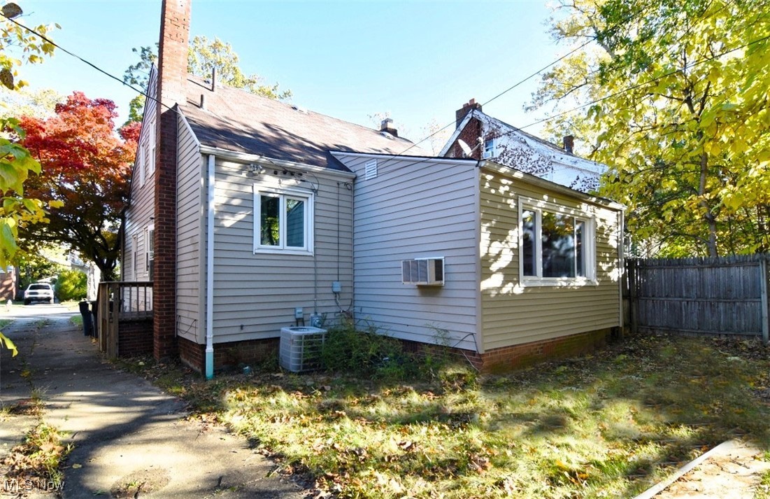 3484 Bainbridge Road Cleveland Heights OH 44118