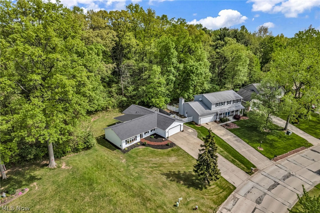 130 Graybark Lane Amherst OH 44001
