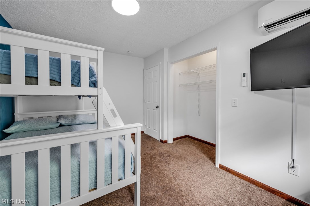 130 Graybark Lane Amherst OH 44001
