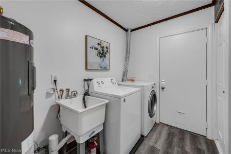 130 Graybark Lane Amherst OH 44001