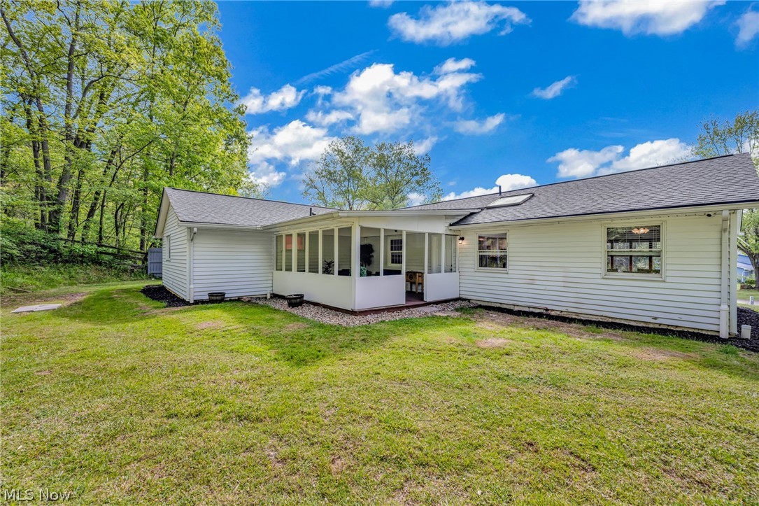 130 Graybark Lane Amherst OH 44001