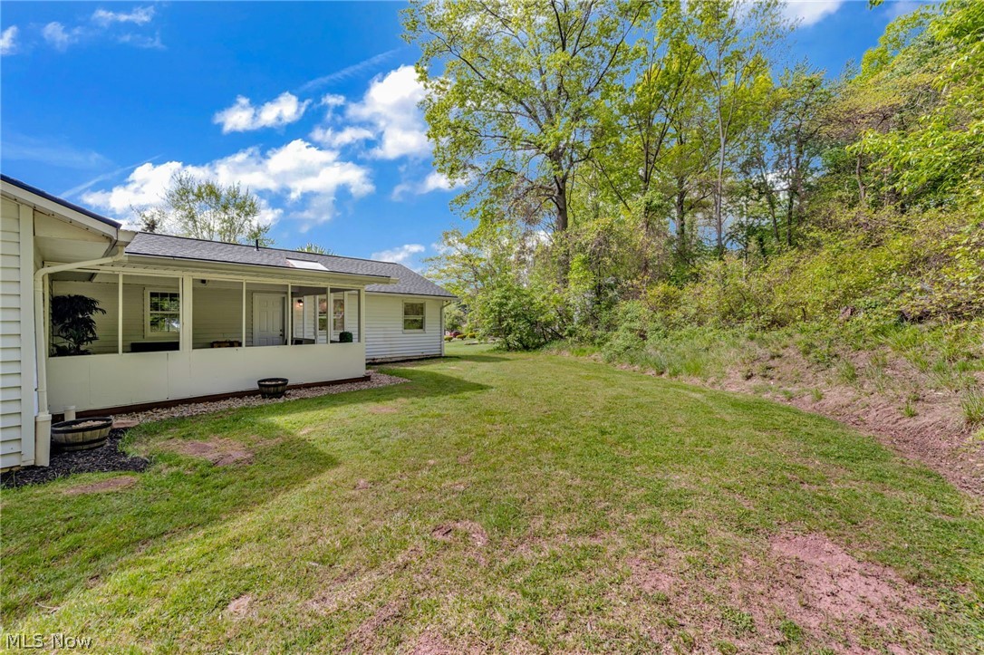 130 Graybark Lane Amherst OH 44001