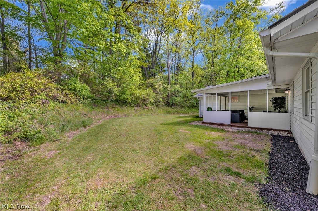 130 Graybark Lane Amherst OH 44001