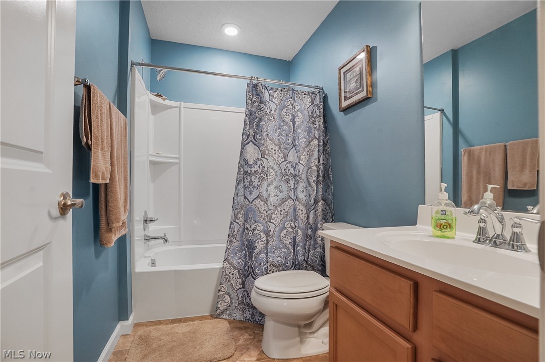 4431 Babylon Avenue SW Massillon OH 44646