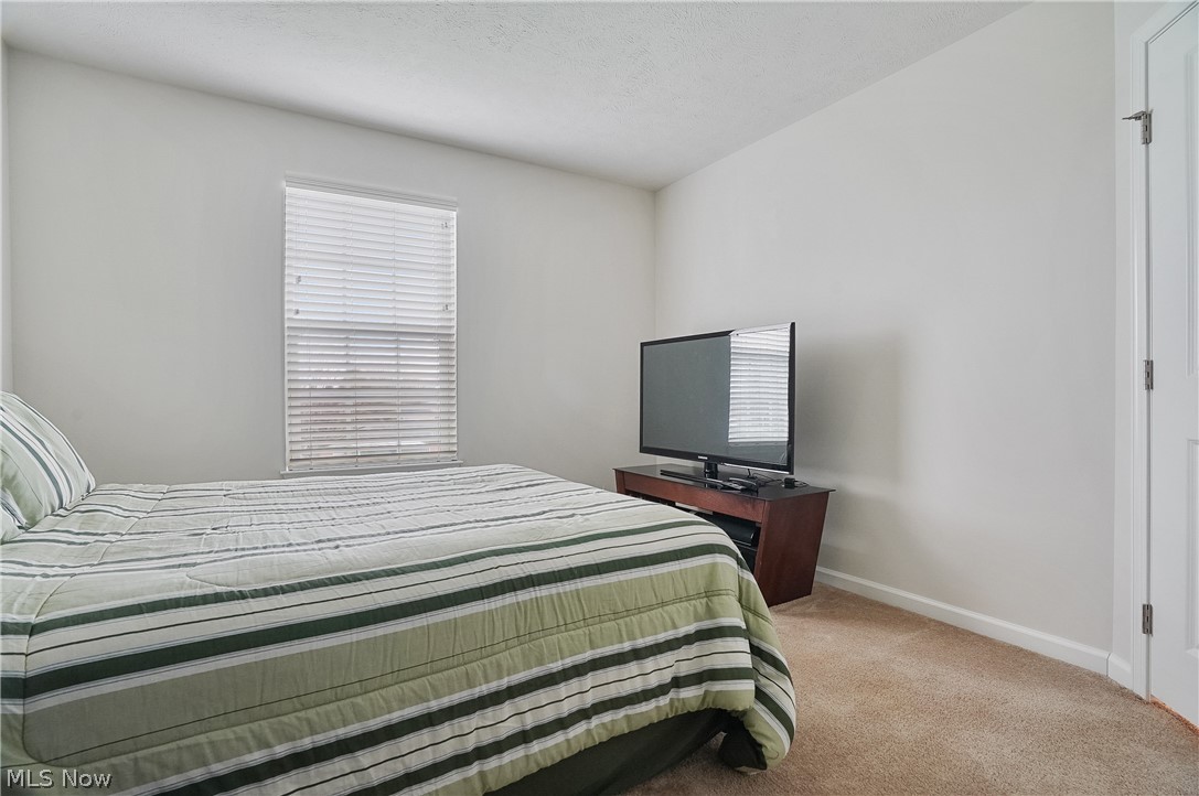 4431 Babylon Avenue SW Massillon OH 44646