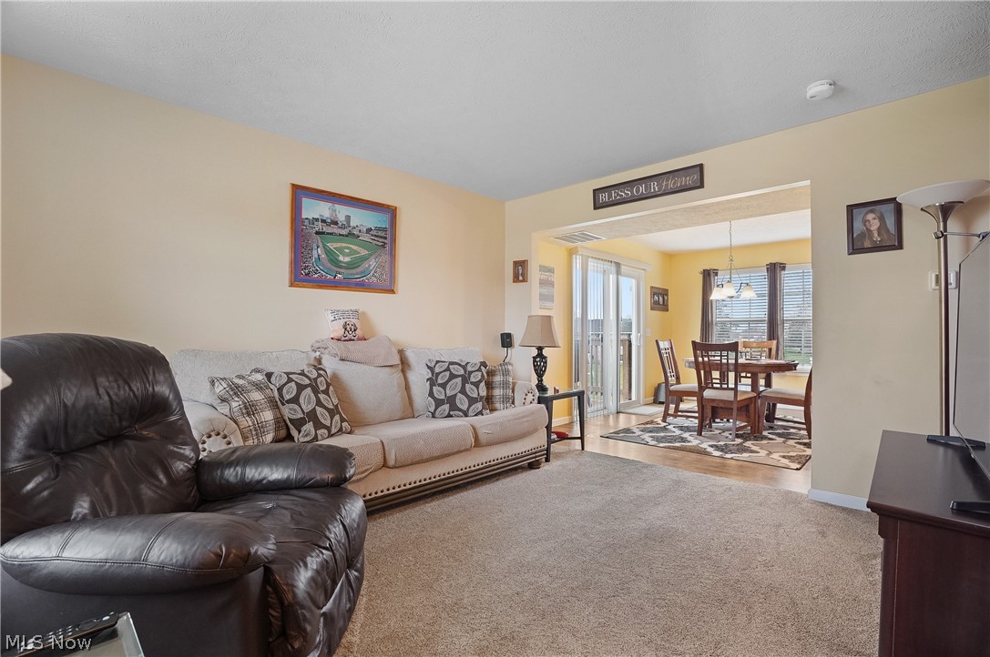 4431 Babylon Avenue SW Massillon OH 44646