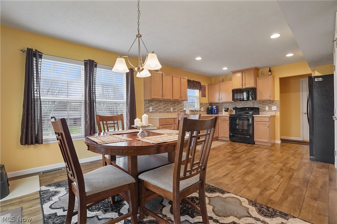 4431 Babylon Avenue SW Massillon OH 44646