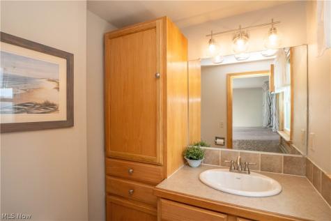 2139 Daniels Avenue Akron OH 44312