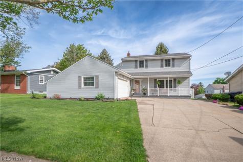 2139 Daniels Avenue Akron OH 44312