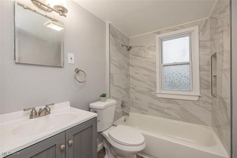 1181 E 114th Street Cleveland OH 44108