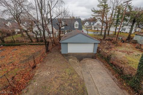 1181 E 114th Street Cleveland OH 44108
