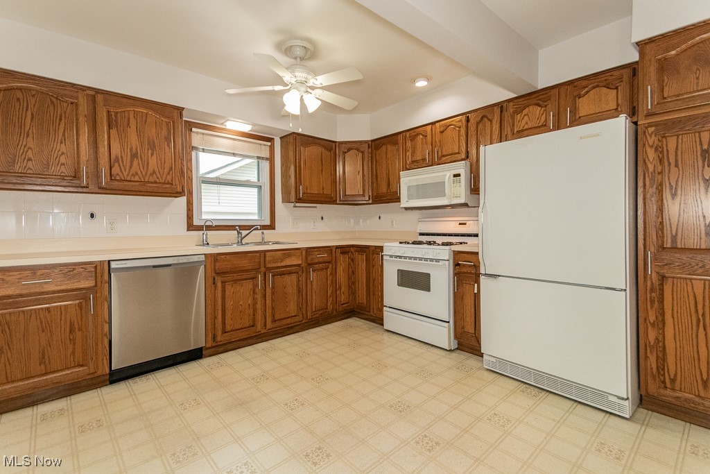 1656 Lyndhurst Road Lyndhurst OH 44124