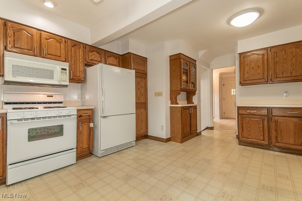 1656 Lyndhurst Road Lyndhurst OH 44124