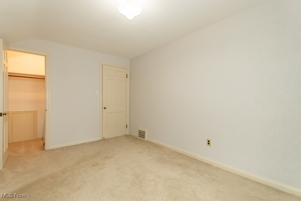 1656 Lyndhurst Road Lyndhurst OH 44124