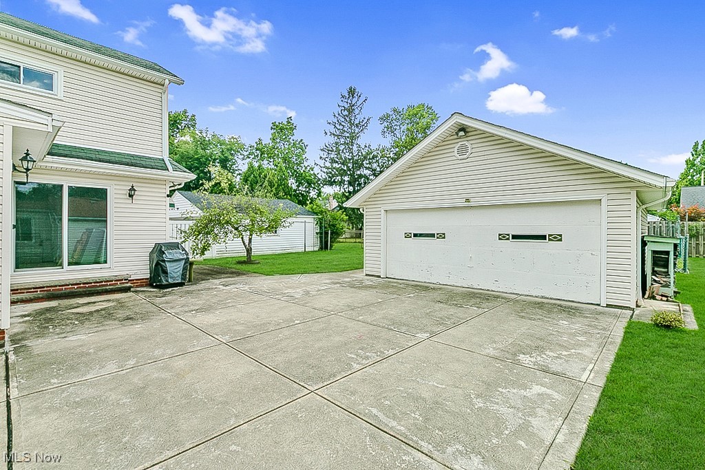 1656 Lyndhurst Road Lyndhurst OH 44124