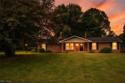 6125 Coyla Avenue NW Canal Fulton OH 44614