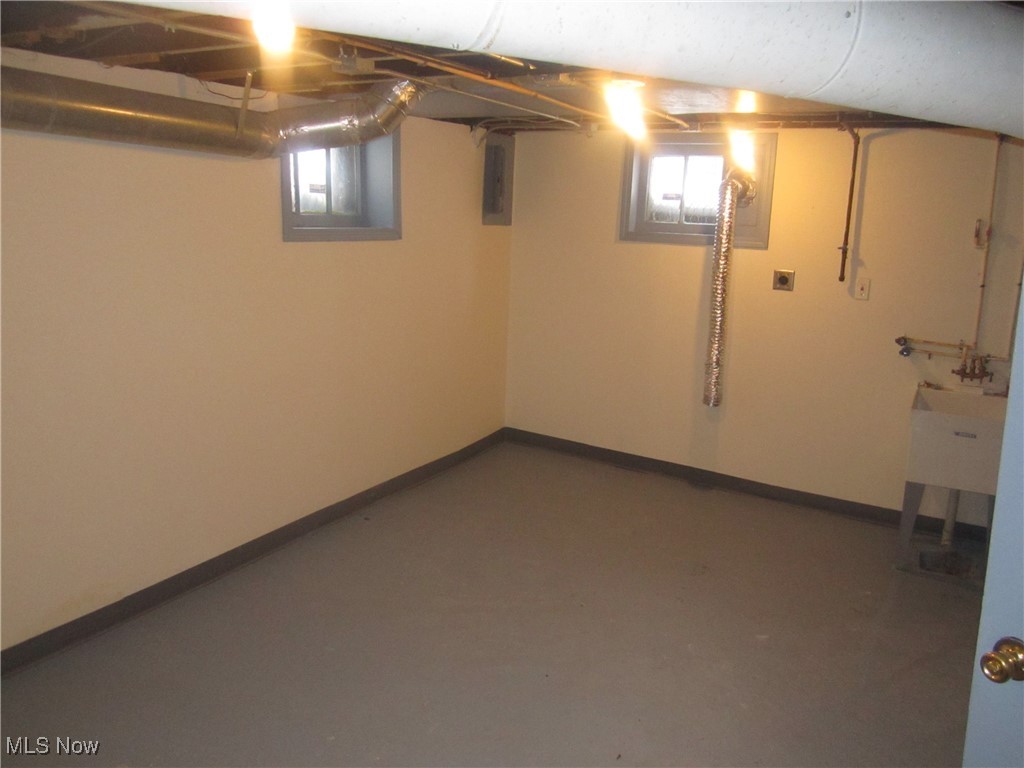 13303 Rexwood Avenue Cleveland OH 44105