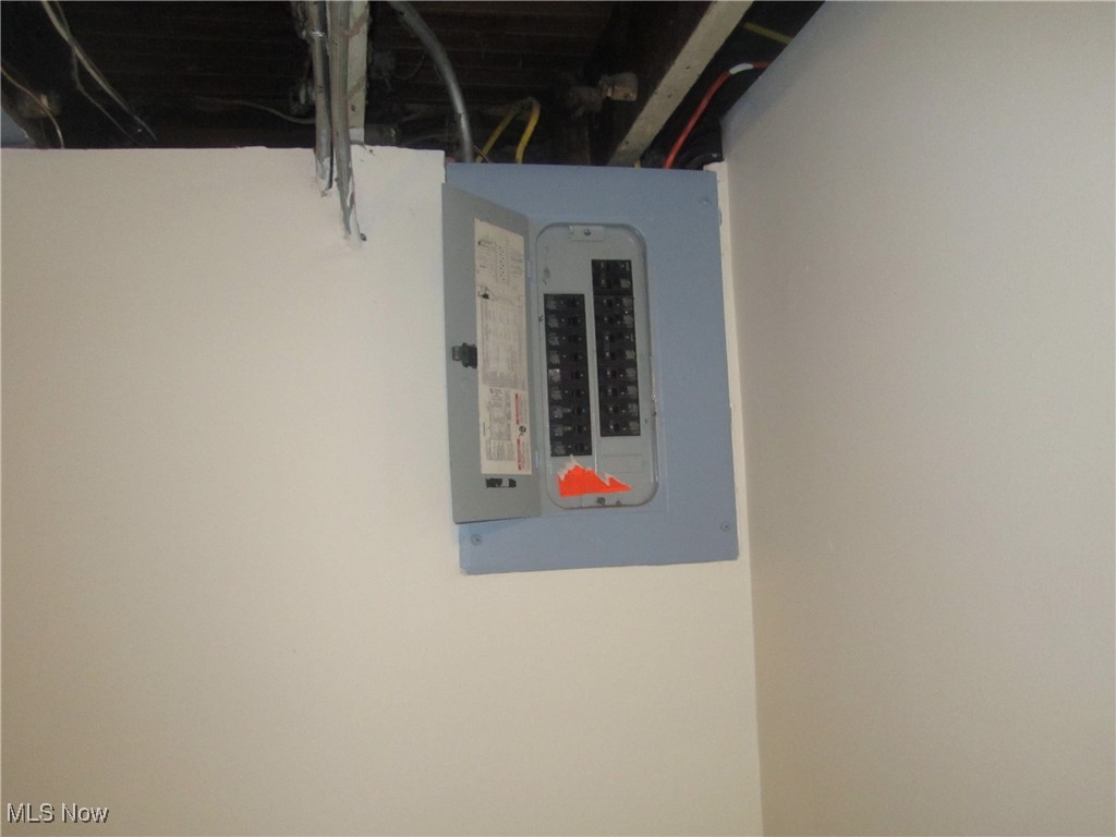 13303 Rexwood Avenue Cleveland OH 44105