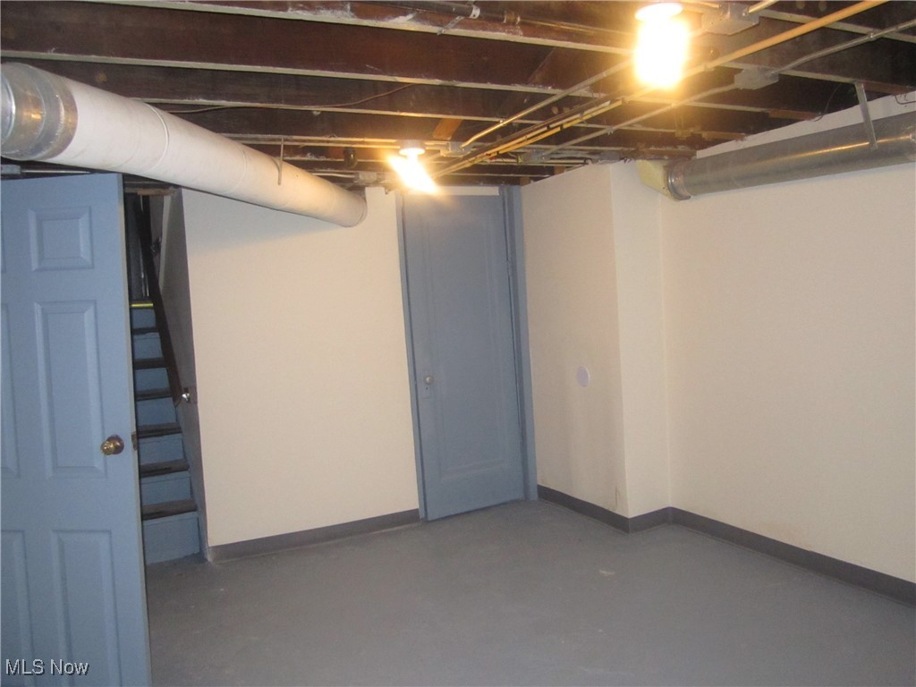 13303 Rexwood Avenue Cleveland OH 44105