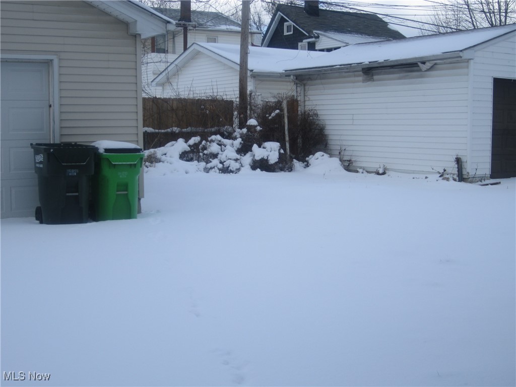 13303 Rexwood Avenue Cleveland OH 44105