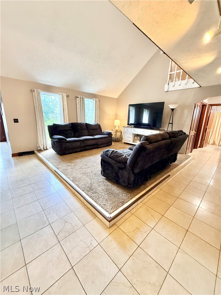 151 Powells Lane Wintersville OH 43953