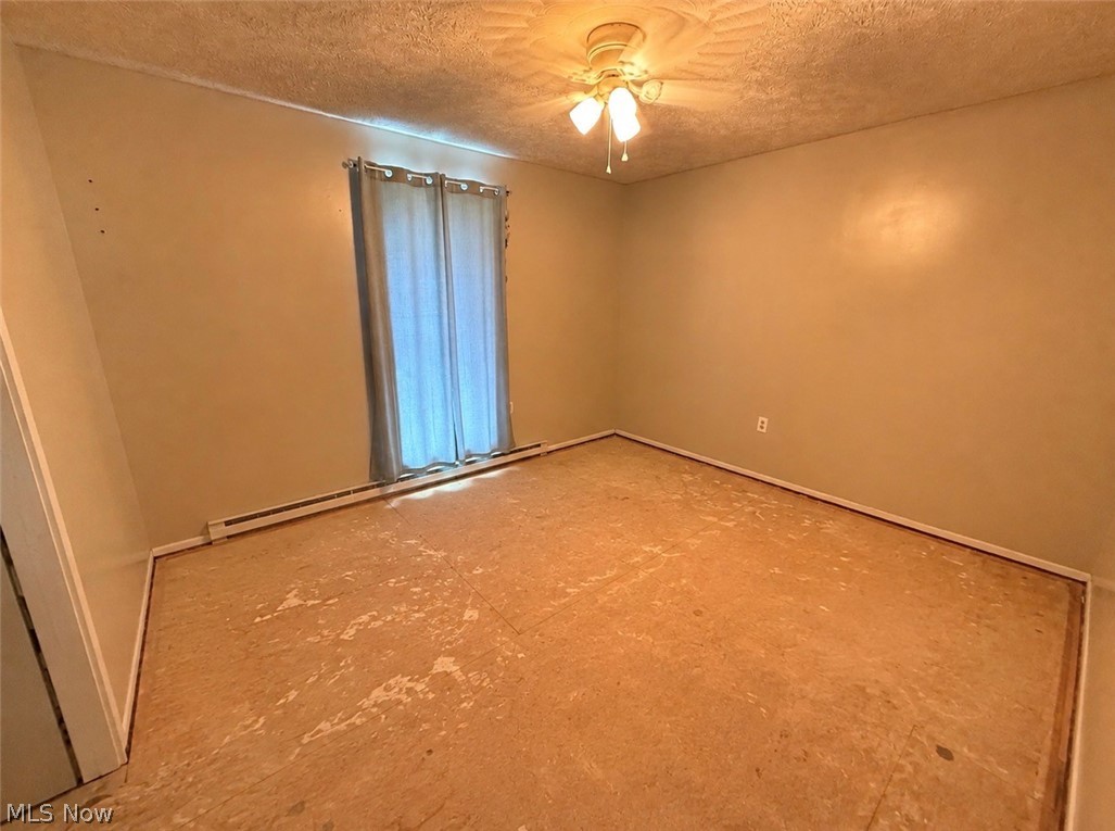 151 Powells Lane Wintersville OH 43953