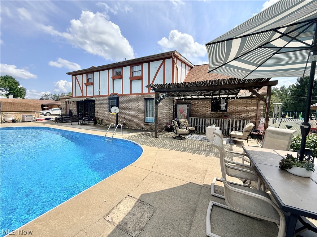 151 Powells Lane Wintersville OH 43953