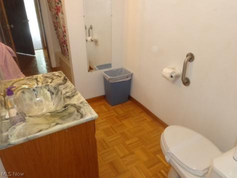 4455 Root Road North Olmsted OH 44070