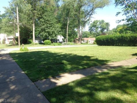 4455 Root Road North Olmsted OH 44070