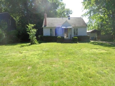 4455 Root Road North Olmsted OH 44070
