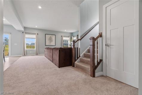 7906 Cobbler Avenue NE Canton OH 44721