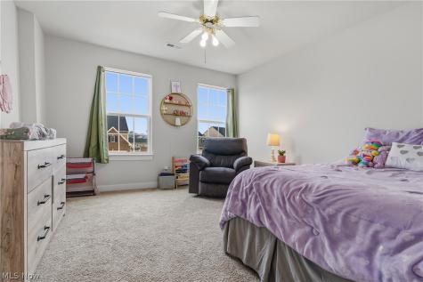 7906 Cobbler Avenue NE Canton OH 44721