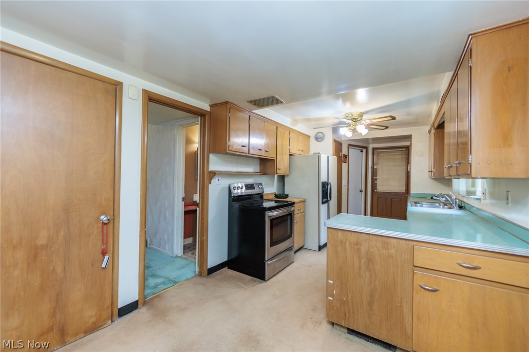 15711 Fenemore Road East Cleveland OH 44112