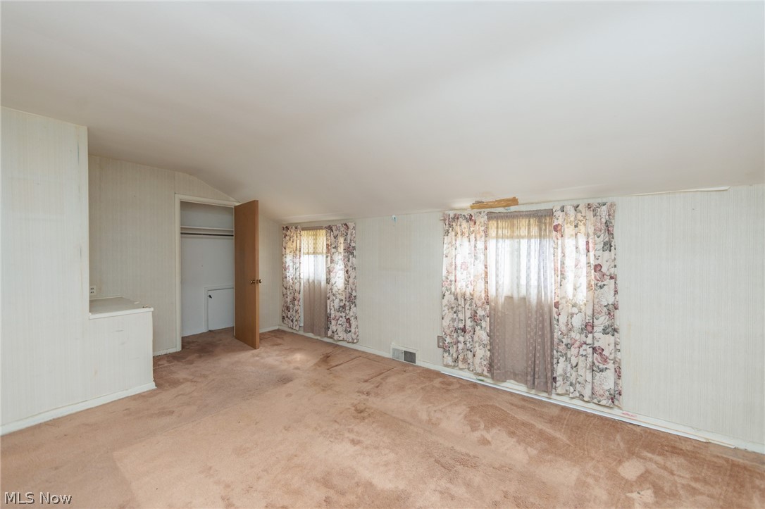 15711 Fenemore Road East Cleveland OH 44112