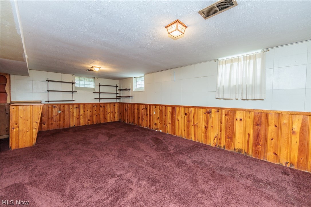 15711 Fenemore Road East Cleveland OH 44112