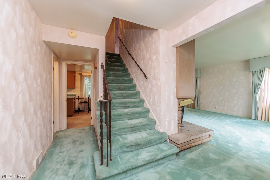 15711 Fenemore Road East Cleveland OH 44112